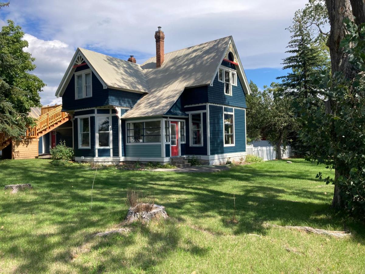 Victorian Guest Getaway-20Mins To Glacier National Park-10Mins To Airport! Columbia Falls Ngoại thất bức ảnh
